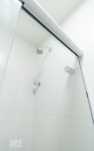 Apartamento à venda com 150m², 3 quartos e 3 vagas Apartamento à venda com 150m², 3 quartos e 3 vagasBanheiro de Serviço