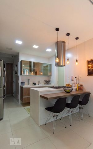 Apartamento à venda com 150m², 3 quartos e 3 vagas Apartamento à venda com 150m², 3 quartos e 3 vagasCozinha