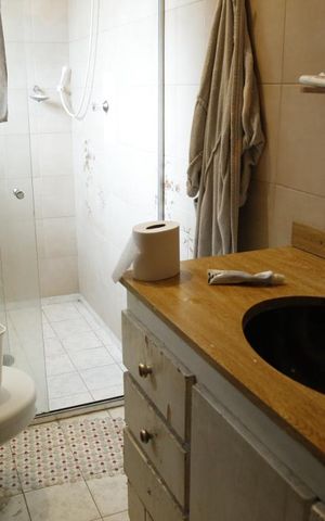 Casa à venda com 300m², 4 quartos e 3 vagassuíte