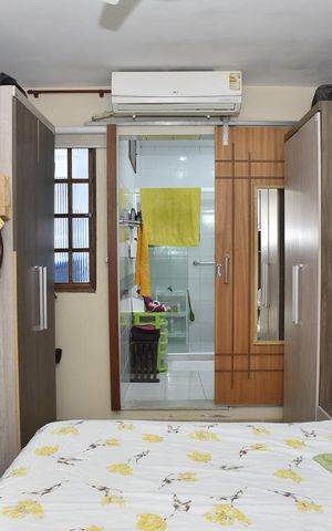 Casa de condomínio à venda com 160m², 4 quartos e 1 vagaSuíte