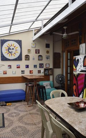 Casa de condomínio à venda com 160m², 4 quartos e 1 vagaVaranda 