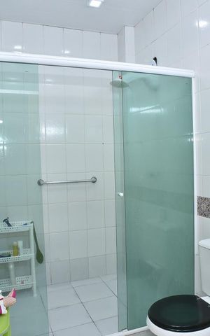 Casa de condomínio à venda com 160m², 4 quartos e 1 vagaBanheiro da Suíte