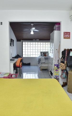 Casa de condomínio à venda com 160m², 4 quartos e 1 vagaQuarto 2