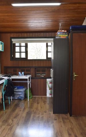 Casa de condomínio à venda com 160m², 4 quartos e 1 vagaQuarto 1