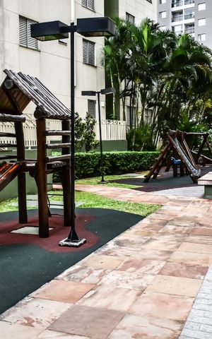 Apartamento à venda com 49m², 2 quartos e 1 vagaÁrea Comum - Playground