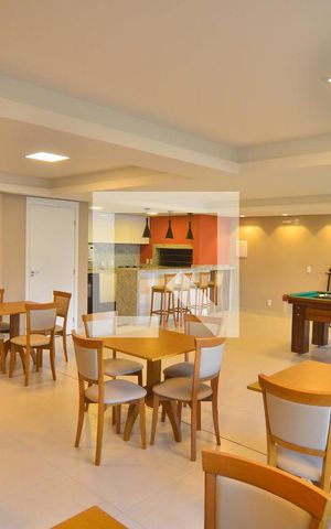 Apartamento à venda com 80m², 2 quartos e 2 vagasSalão de festas