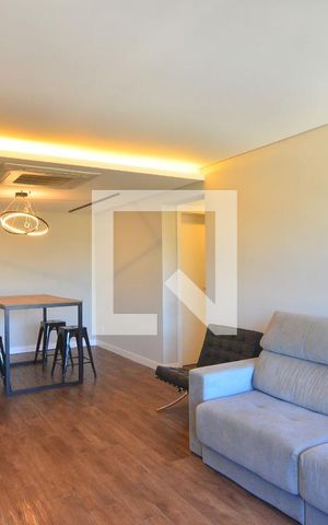 Apartamento à venda com 80m², 2 quartos e 2 vagasSala