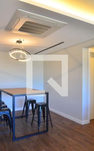 Apartamento à venda com 80m², 2 quartos e 2 vagasSala