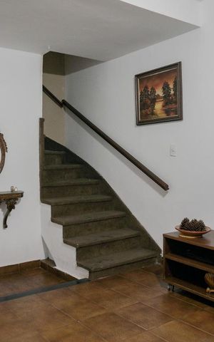 Casa à venda com 90m², 3 quartos e 1 vaga Casa à venda com 90m², 3 quartos e 1 vagaSala