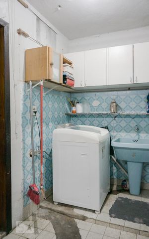 Casa à venda com 90m², 3 quartos e 1 vaga Casa à venda com 90m², 3 quartos e 1 vagaÁrea de Serviço