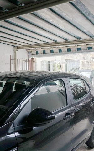 Casa à venda com 90m², 3 quartos e 1 vaga Casa à venda com 90m², 3 quartos e 1 vagaGaragem