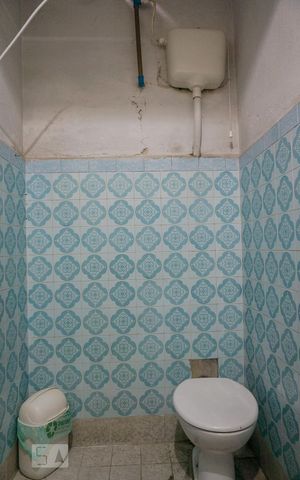 Casa à venda com 90m², 3 quartos e 1 vaga Casa à venda com 90m², 3 quartos e 1 vagaBanheiro de Serviço