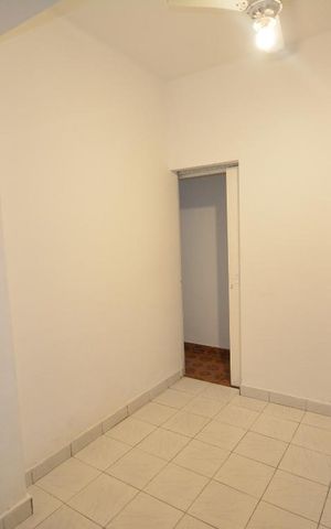 Apartamento à venda com 77m², 2 quartos e sem vagaQuarto 1