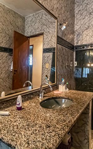 Apartamento à venda com 173m², 3 quartos e 3 vagas Apartamento à venda com 173m², 3 quartos e 3 vagasBanheiro SoBanheiro Socialcial