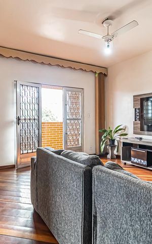 Apartamento à venda com 173m², 3 quartos e 3 vagas Apartamento à venda com 173m², 3 quartos e 3 vagasSala