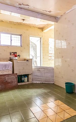 Apartamento à venda com 173m², 3 quartos e 3 vagas Apartamento à venda com 173m², 3 quartos e 3 vagasÁrea de Serviço