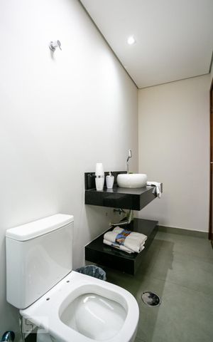 Apartamento à venda com 97m², 3 quartos e 2 vagas Apartamento à venda com 97m², 3 quartos e 2 vagasBanheiro