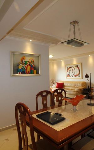 Apartamento à venda com 120m², 3 quartos e 3 vagasSala