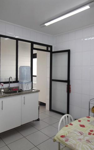 Apartamento à venda com 120m², 3 quartos e 3 vagasCozinha