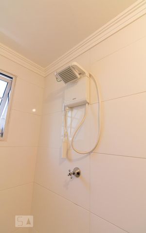 Casa para alugar com 198m², 3 quartos e 2 vagasBanheiro quarto 2 suíte - chuveiro