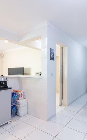 Casa para alugar com 198m², 3 quartos e 2 vagasCozinha e copa