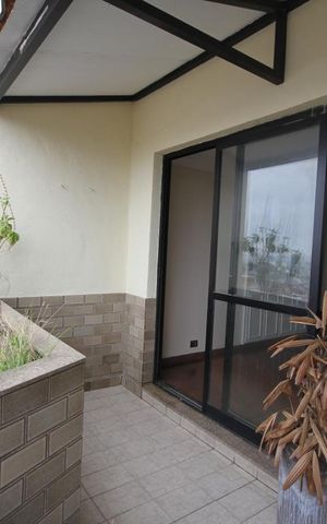 Apartamento à venda com 150m², 3 quartos e 2 vagasVaranda