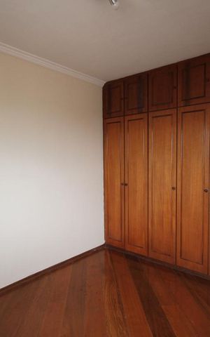 Apartamento à venda com 150m², 3 quartos e 2 vagasQuarto 2