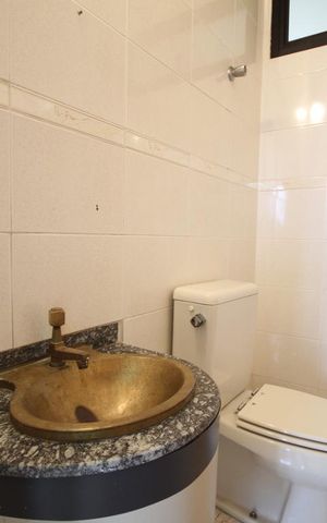 Apartamento à venda com 150m², 3 quartos e 2 vagasLavabo