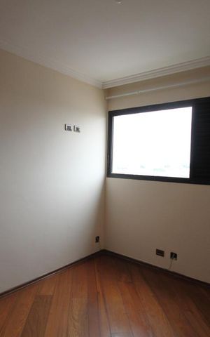 Apartamento à venda com 150m², 3 quartos e 2 vagasQuarto 2