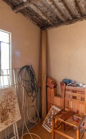 Casa à venda com 140m², 3 quartos e 6 vagasQuarto de Serviço