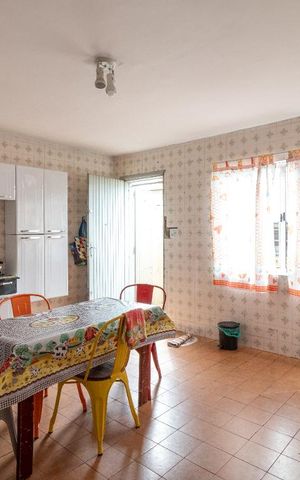 Casa à venda com 140m², 3 quartos e 6 vagasCozinha