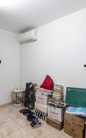 Casa à venda com 140m², 3 quartos e 6 vagasQuarto 1
