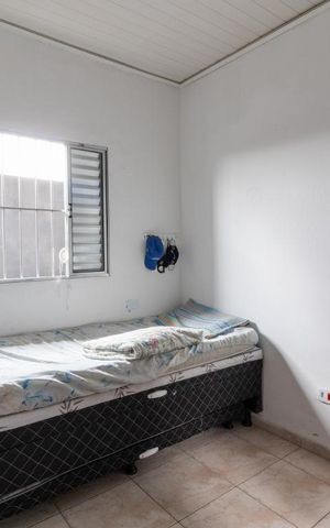 Casa à venda com 140m², 3 quartos e 6 vagasQuarto 2