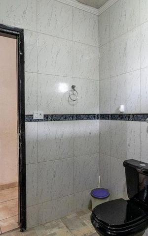 Casa à venda com 140m², 3 quartos e 6 vagasBanheiro