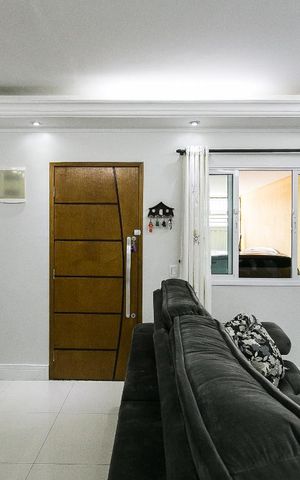Casa à venda com 160m², 3 quartos e 2 vagasSala