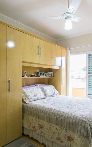 Casa à venda com 160m², 3 quartos e 2 vagasSuíte