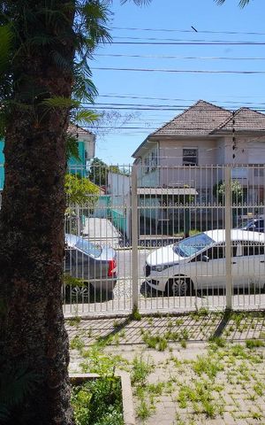 Casa à venda com 370m², 3 quartos e 6 vagasSala Vista