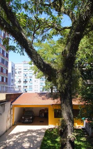 Casa à venda com 370m², 3 quartos e 6 vagasQuarto 3 - Vista