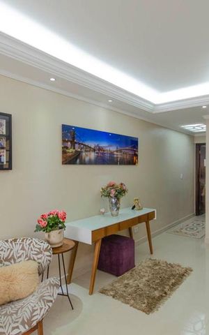 Casa à venda com 164m², 3 quartos e 2 vagas Casa à venda com 164m², 3 quartos e 2 vagasSala