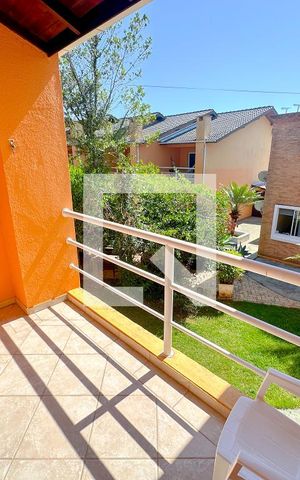 Apartamento para alugar com 100m², 2 quartos e 1 vagaVaranda