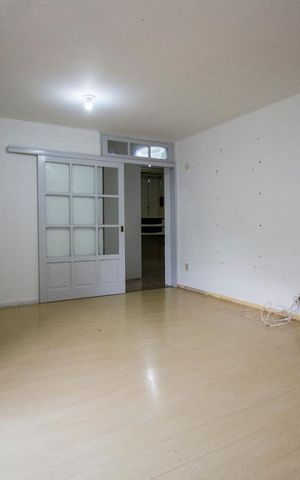 Casa à venda com 435m², 3 quartos e 6 vagas Casa à venda com 435m², 3 quartos e 6 vagasSuíte 2