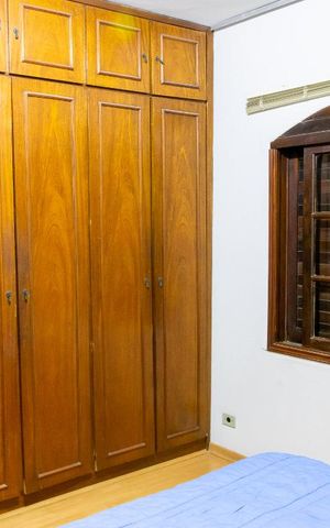 Casa para alugar com 200m², 3 quartos e 3 vagasSuíte