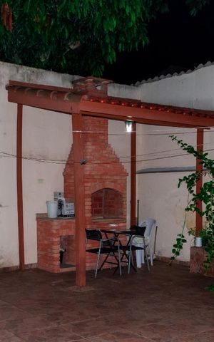 Casa para alugar com 200m², 3 quartos e 3 vagasQuintal