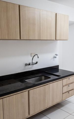 Casa à venda com 304m², 6 quartos e 4 vagas Casa à venda com 304m², 6 quartos e 4 vagasCozinha