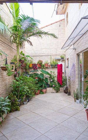 Casa à venda com 125m², 3 quartos e 3 vagas Casa à venda com 125m², 3 quartos e 3 vagasQuintal