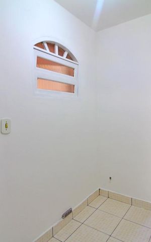 Casa para alugar com 210m², 3 quartos e 2 vagasQuarto de Serviço