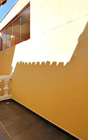 Casa para alugar com 210m², 3 quartos e 2 vagasVaranda