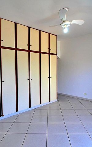 Casa para alugar com 210m², 3 quartos e 2 vagasQuarto Suíte