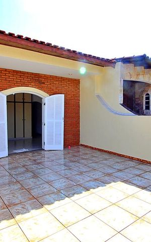 Casa para alugar com 210m², 3 quartos e 2 vagasSacada