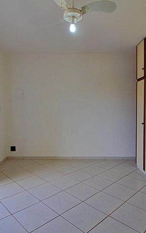 Casa para alugar com 210m², 3 quartos e 2 vagasQuarto Suíte